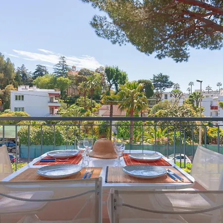 Le Bella Avec Balcon Ideal Pour Evasion A Deux, Au Calme Et Proche Du Centre-ville