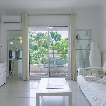 Le Bella Avec Balcon Ideal Pour Evasion A Deux, Au Calme Et Proche Du Centre-ville *