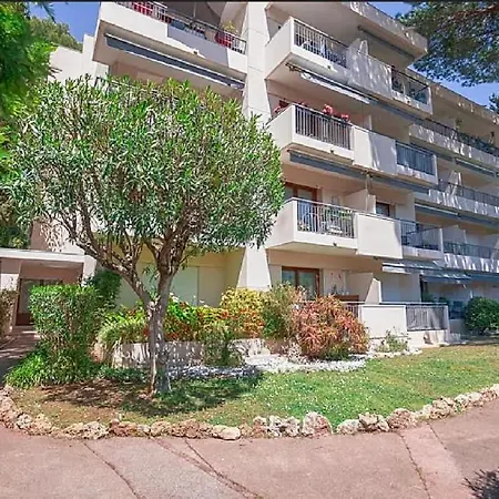 Διαμέρισμα Le Bella Avec Balcon Ideal Pour Evasion A Deux, Au Calme Et Proche Du Centre-ville