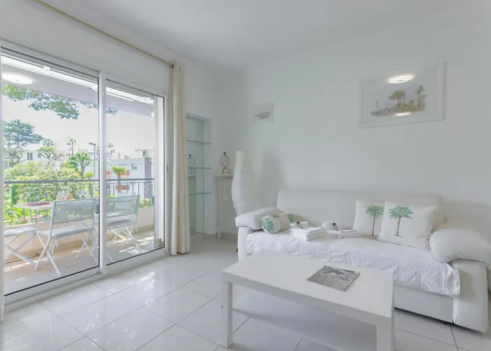 Le Bella Avec Balcon Ideal Pour Evasion A Deux, Au Calme Et Proche Du Centre-ville كان